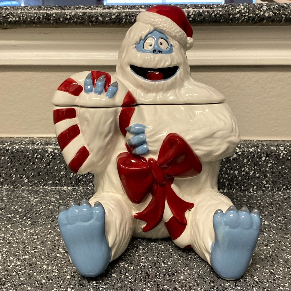 Bumble cookie jar
